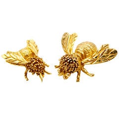 Retro Charming pair of gold Napoleon bee  pins