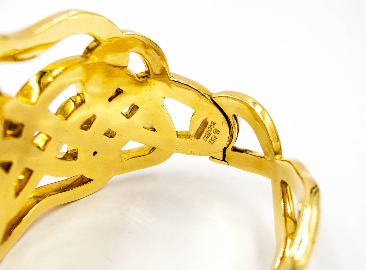 Angela Cummings  for Tiffany Rare Coral Gold Knot Motif Bracelet