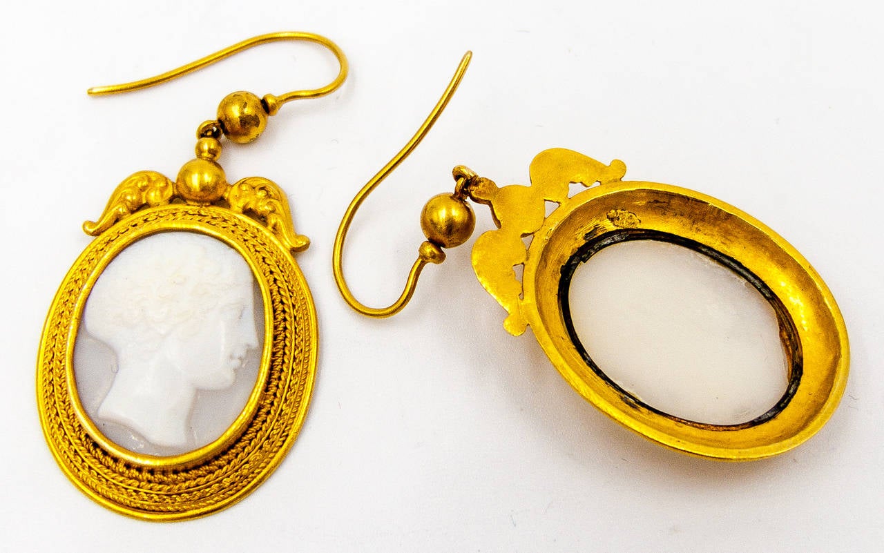 Important Victorian Gold Cameo Suite 2