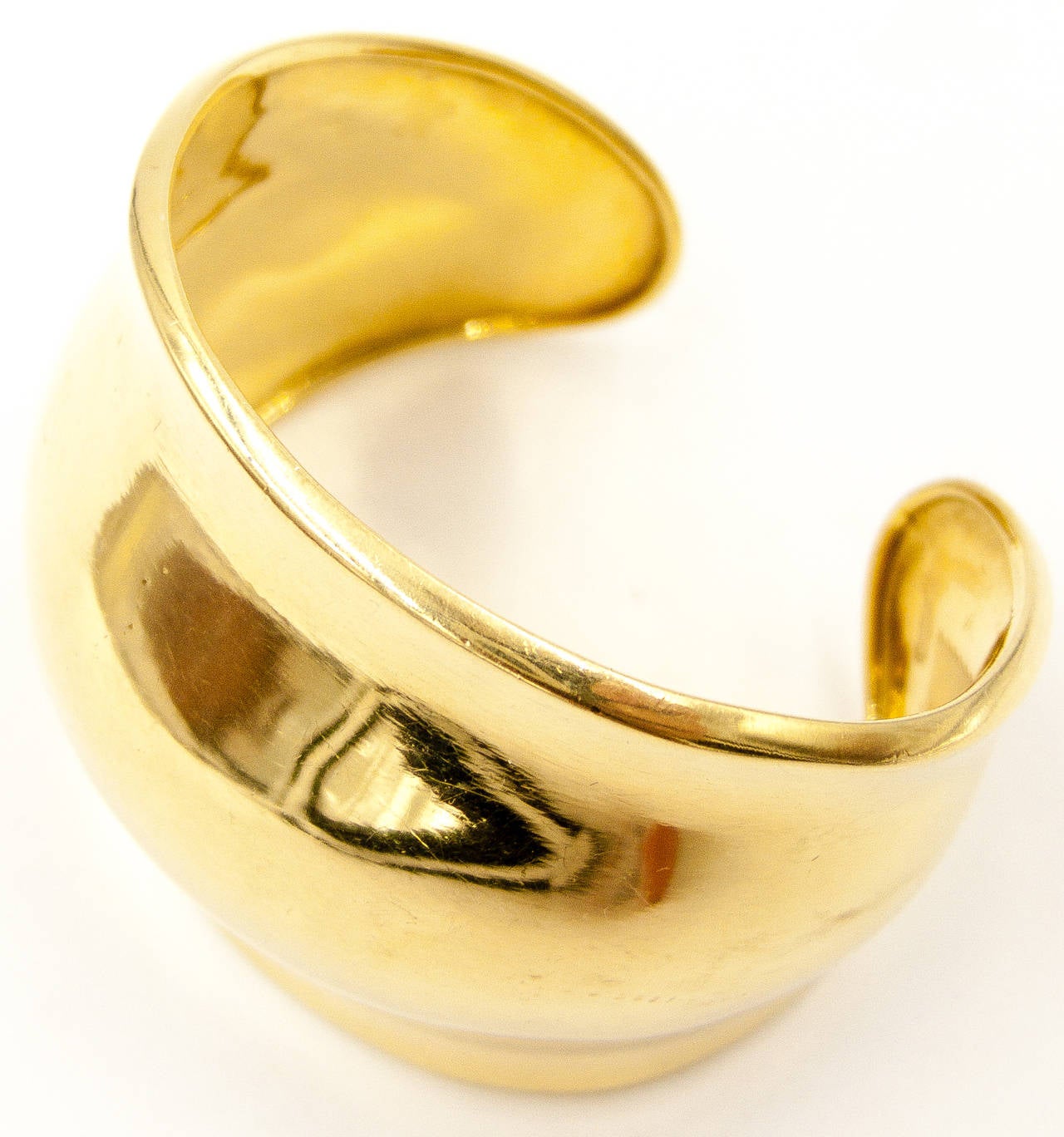 Boldly Sculptural Gold Cuff Bracelet In Good Condition In New York, NY