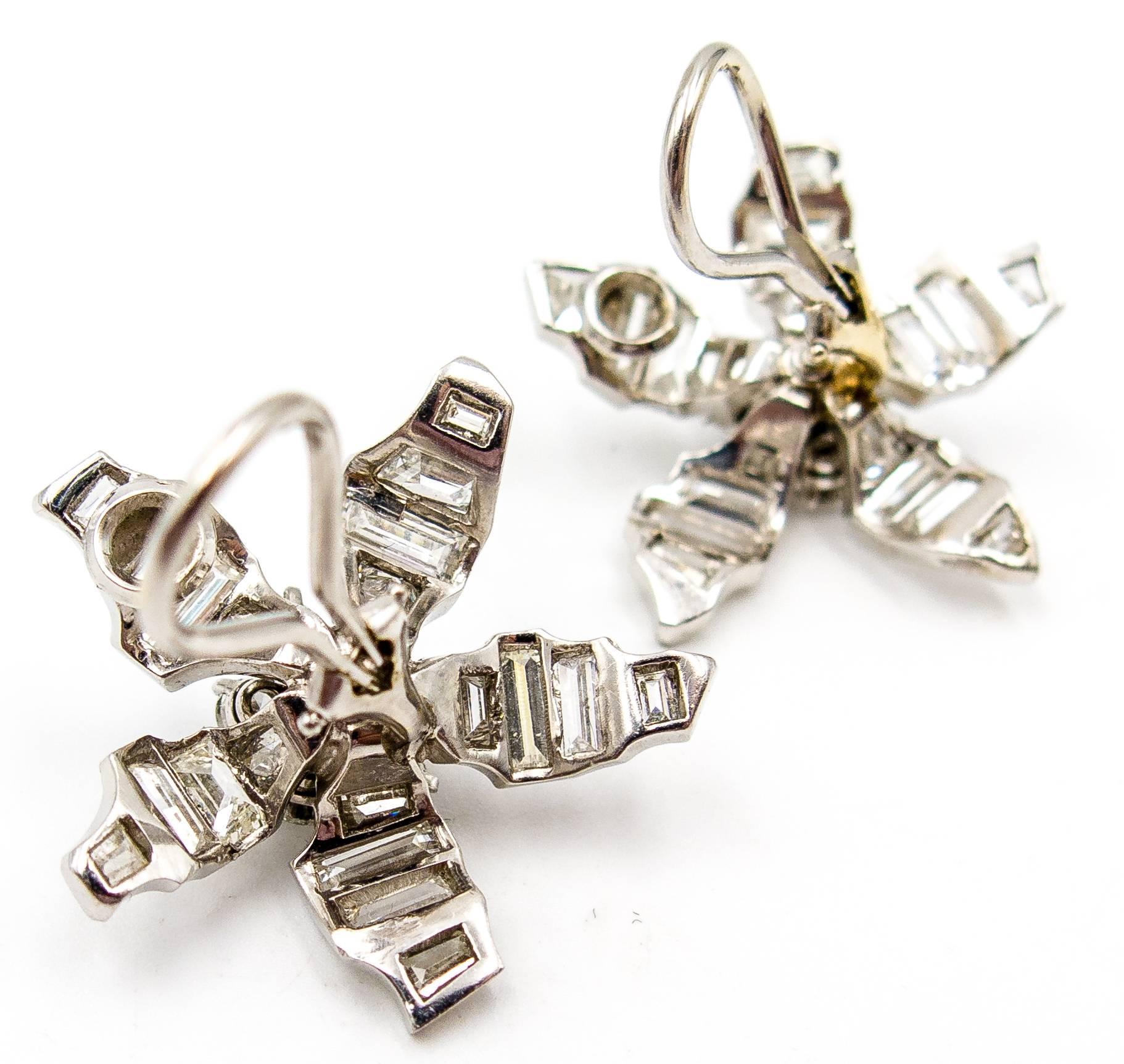 Unusual Diamond Platinum Star Earclips In Excellent Condition In New York, NY