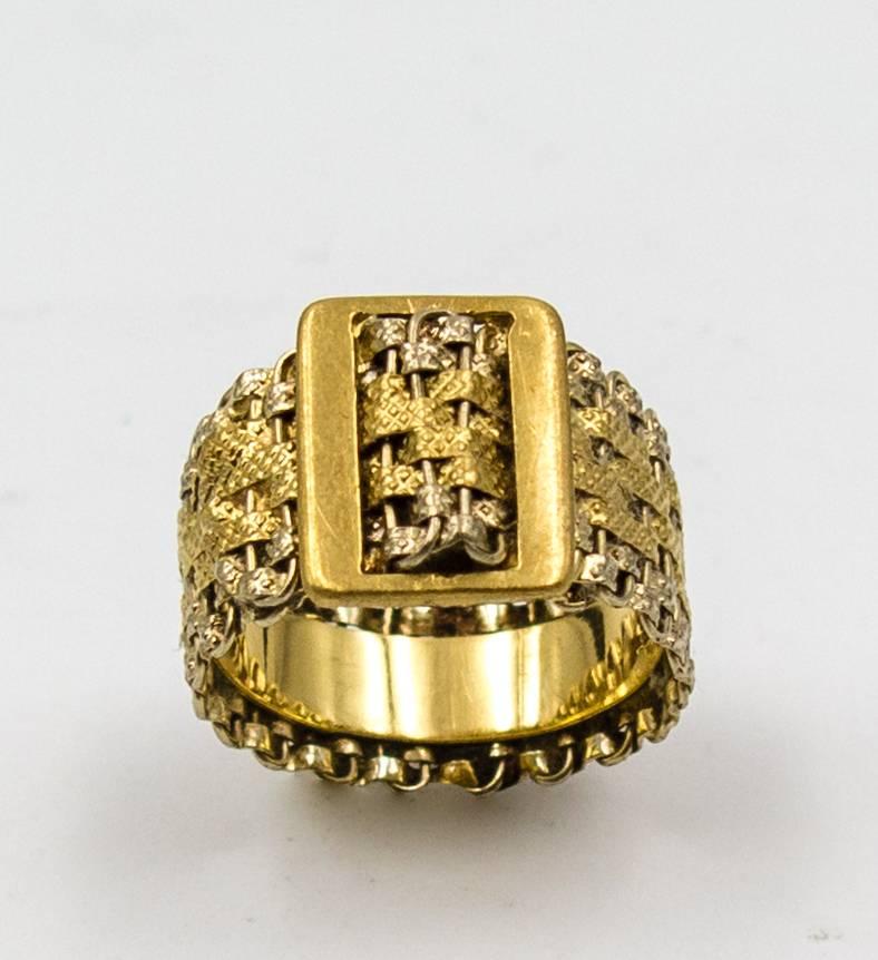 Two-Color Gold Woven Mesh Belt Band Ring In Excellent Condition For Sale In New York, NY