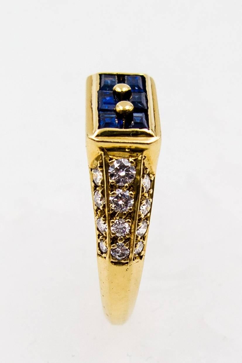 Women's Elegant Sapphire Diamond Gold Panel Ring For Sale