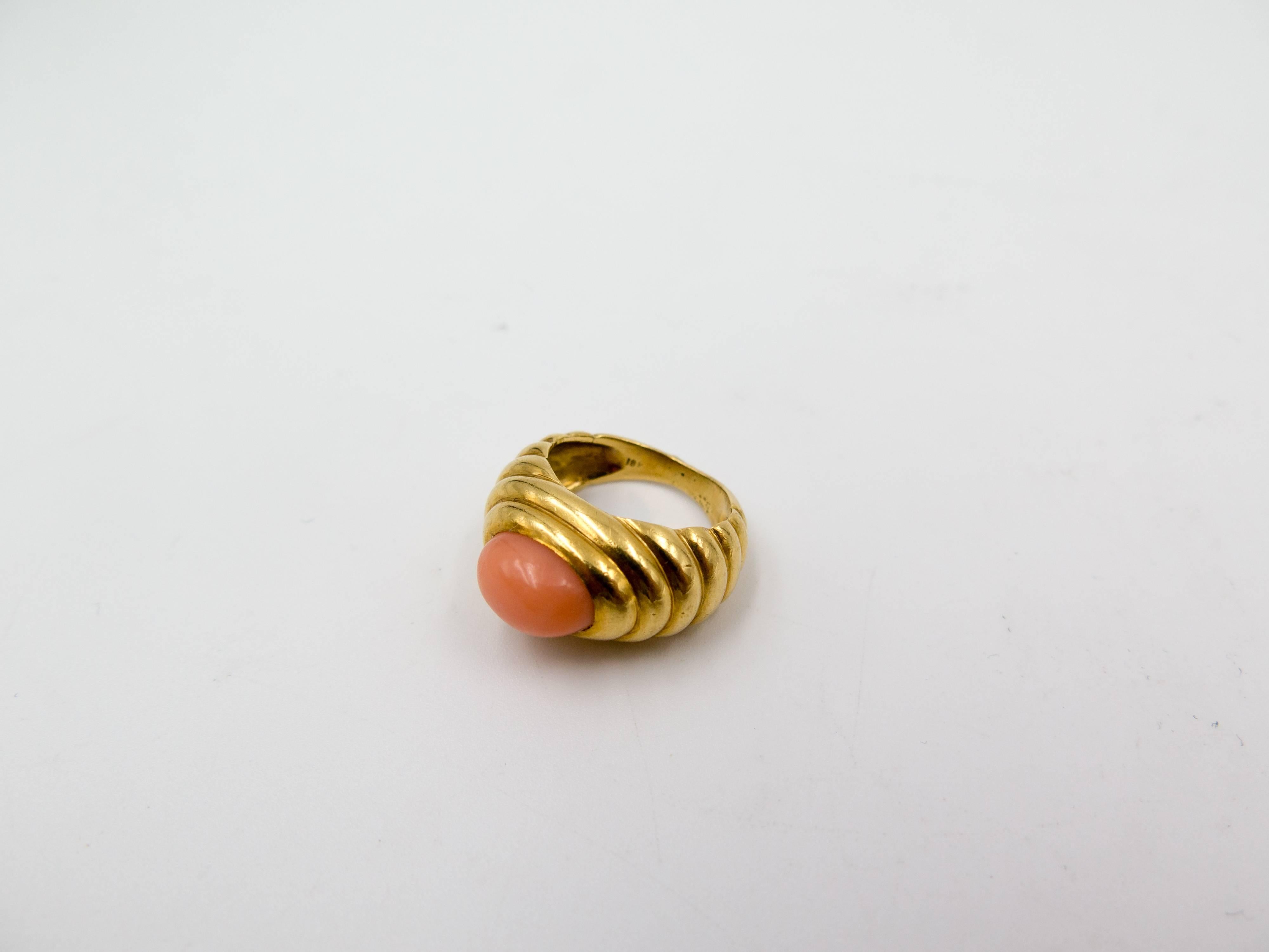 Angelsleder Koralle aus den 1970er Jahren  Ring aus Gold in Rosa 3