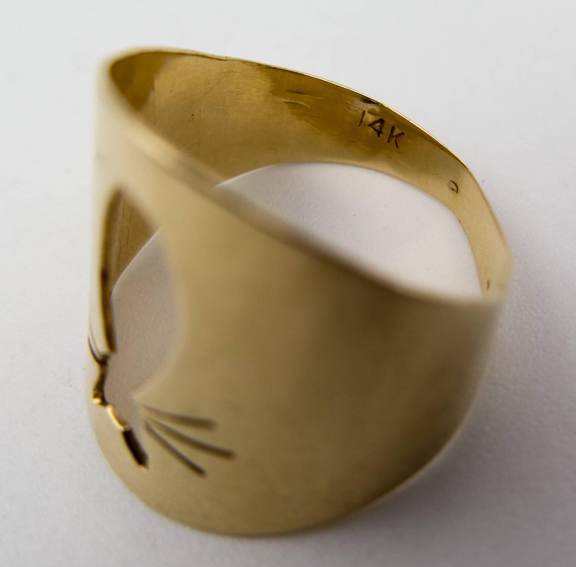 Modernist Jazzy Gold Pussycat Ring