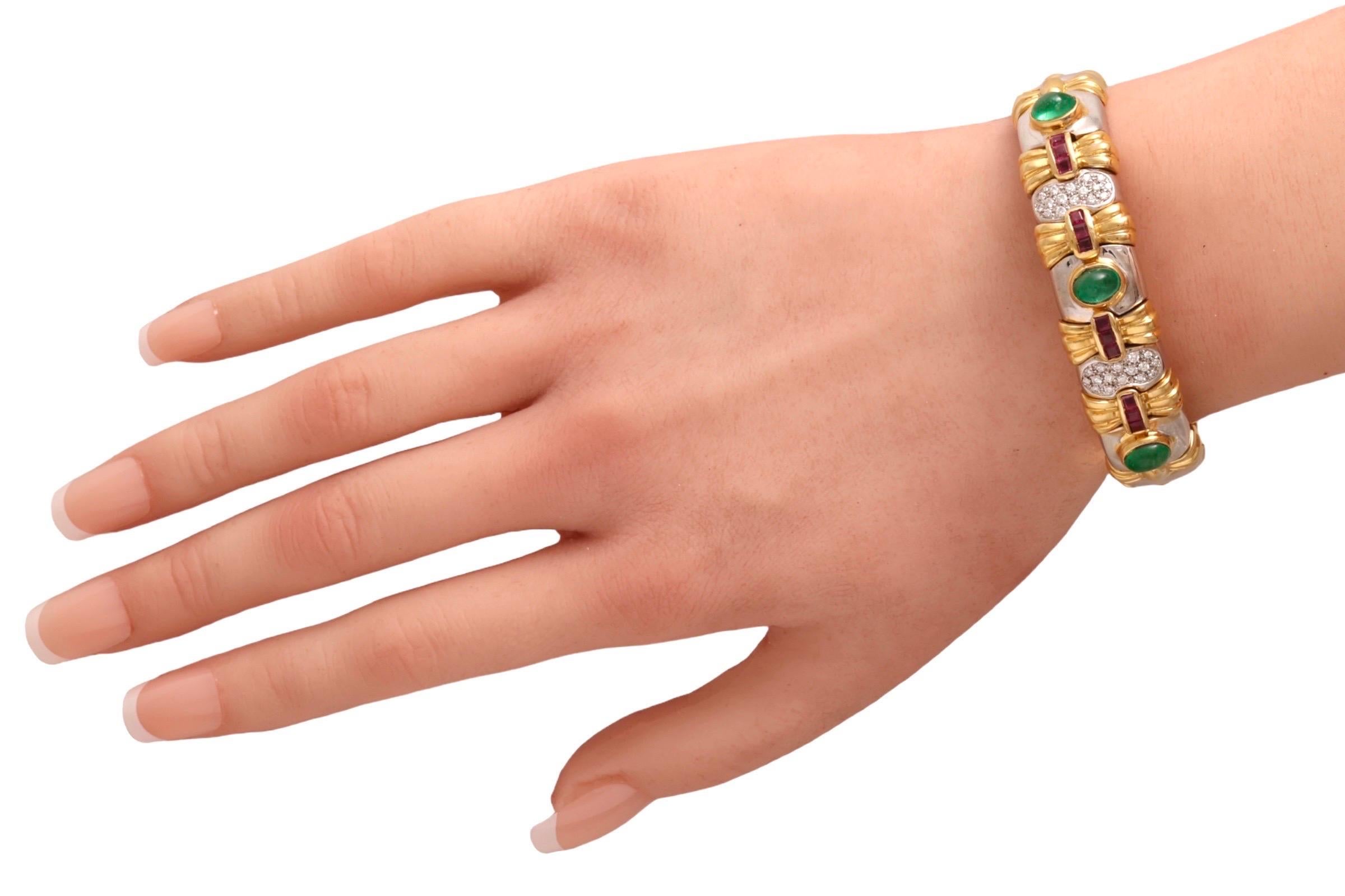Artisan Bracelet jonc souple en or blanc et jaune 18 carats avec diamants et pierres précieuses en vente