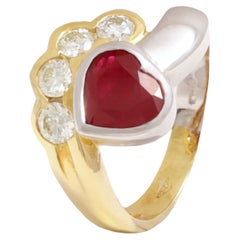 Beautiful 18kt Yellow and White Gold Ring with 4 Diamonds and Heart Shaped Ruby