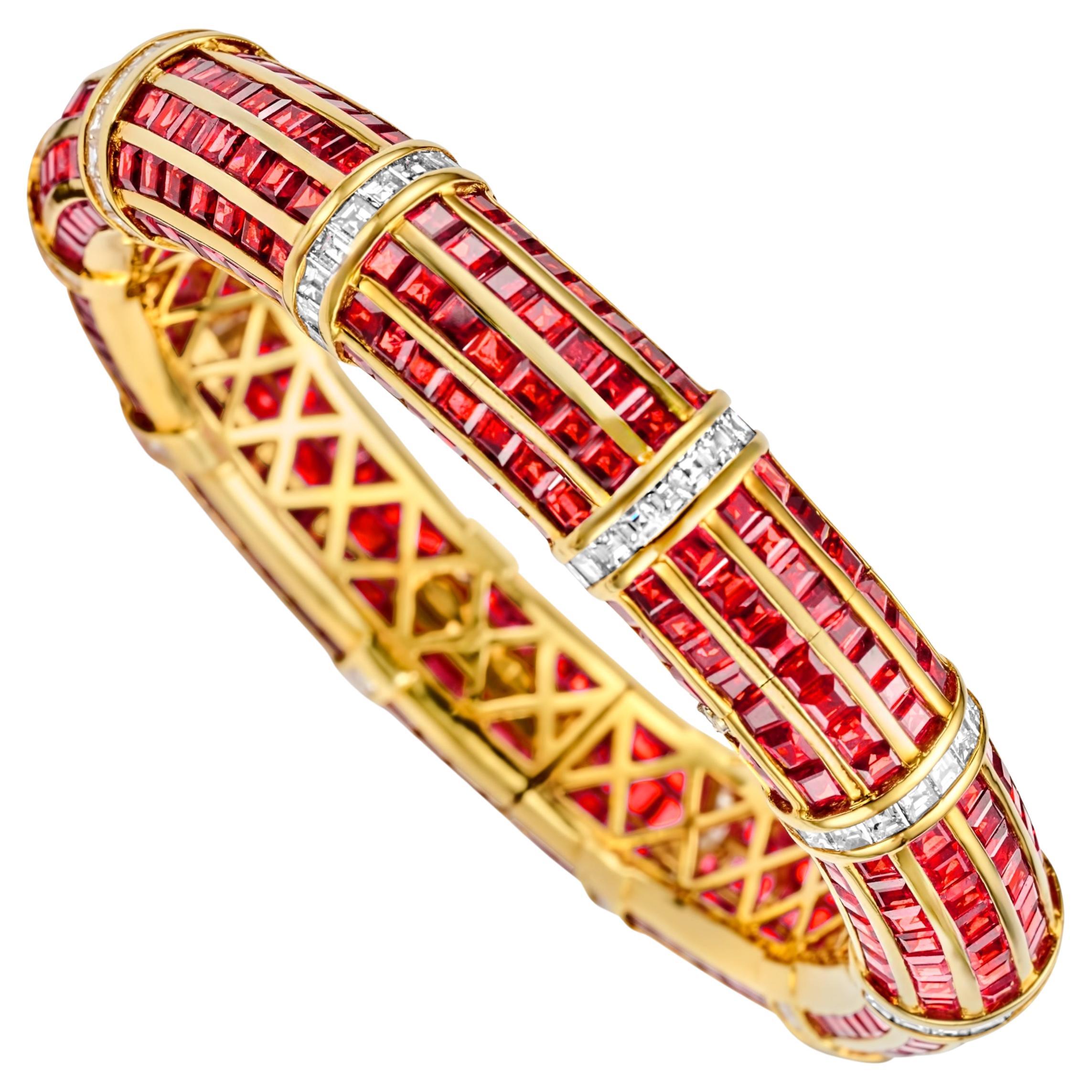 Bracelet Adler Genéva en or jaune 18kt 30Ct. Estate Rubis & 5ct Diamonds en vente