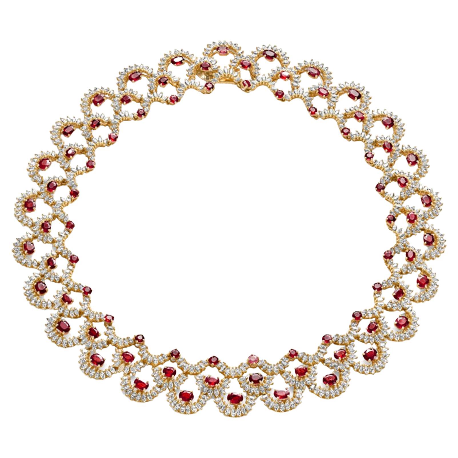 Collier ras du cou en or jaune 18kt 27ct. Rubis & 23ct. 676° Diamants taillés en marquise