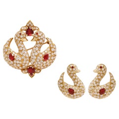 18kt yellow Gold Swan Earrings and Brooch / Pendant With Diamond & Ruby