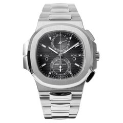 Montre Patek Philippe Nautilus 40,5 mm Travel Time en acier inoxydable 5990/1A-001