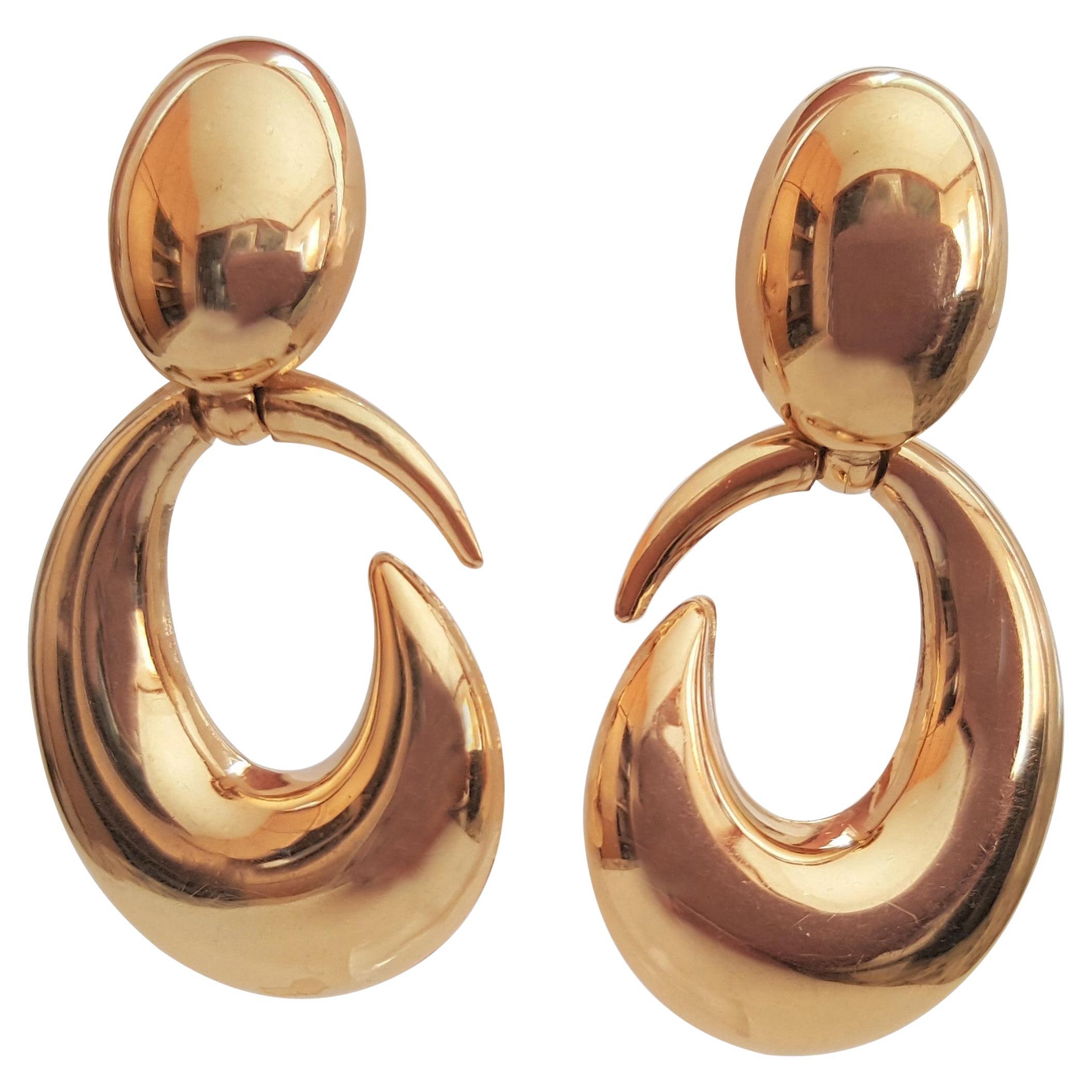 18 Karat Yellow Gold Earrings, UnoAErre Designer, Italian-Made For Sale
