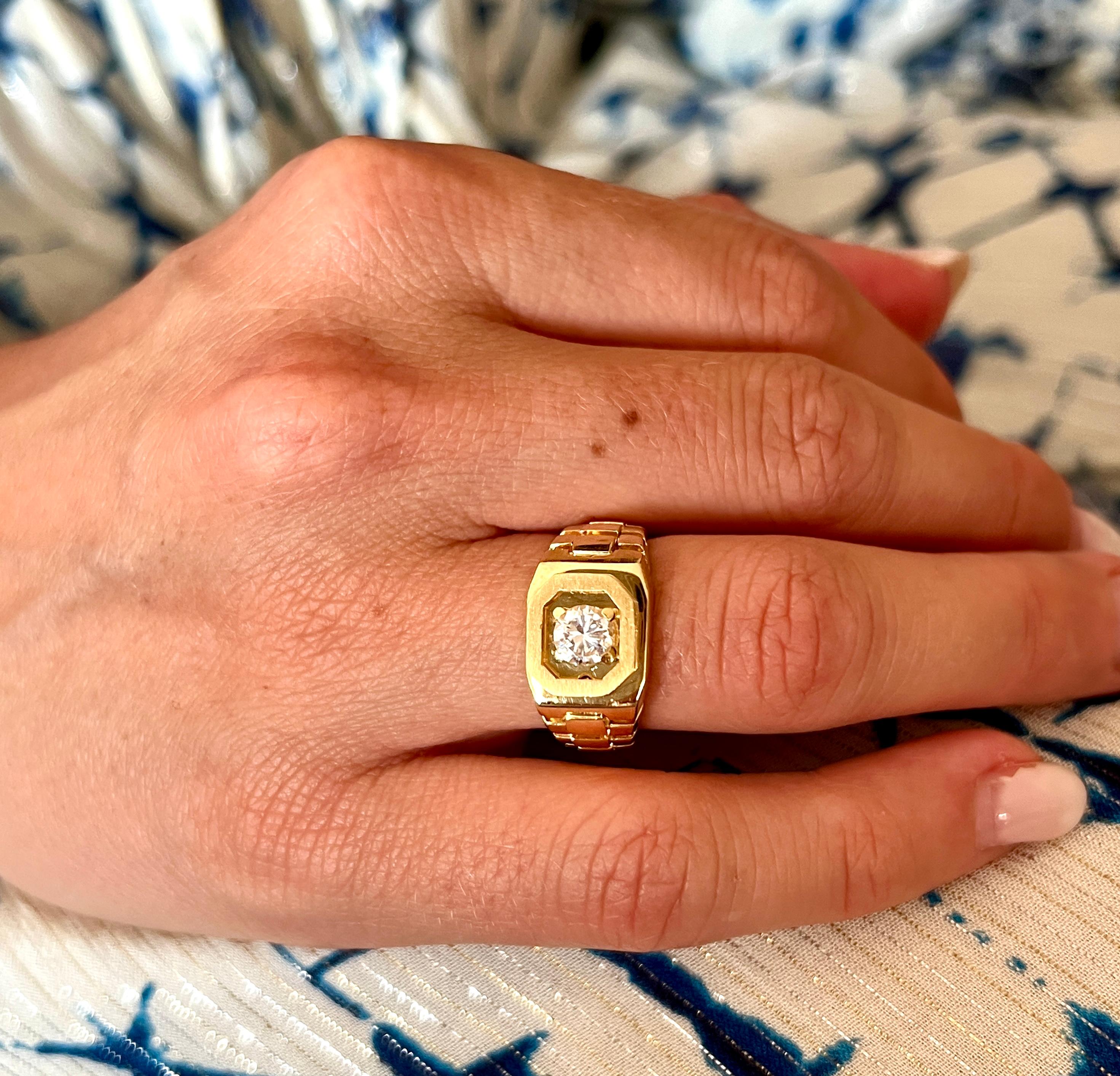 Bague en or jaune 18Kt Fashion Elegant Cocktail Timeless Special Ring en vente 2