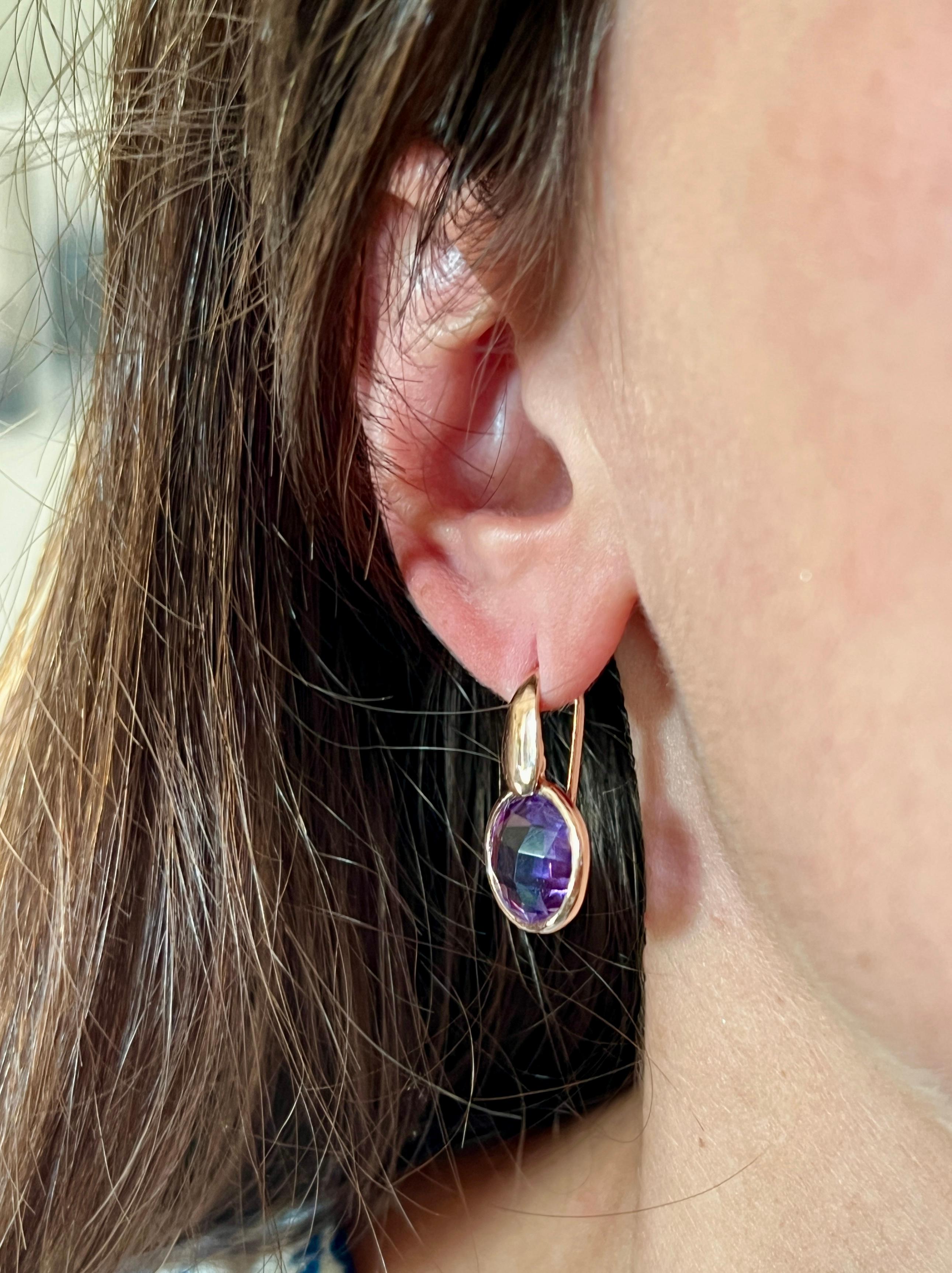 9Kt  Oro rosa Nature  Cocktail di quarzo ametista Stone  Orecchini di moda moderna in vendita 3
