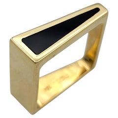 Robert Trisko Triangular Onyx Inlay Squared Band Ring in 14 Karat Yellow Gold