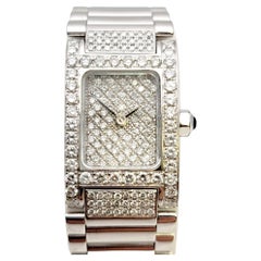 Alain Philippe Ladies 18 Karat White Gold and Pavé Diamond Wristwatch F-G / VS