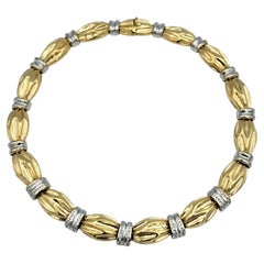 Zweifarbige polierte 18 Karat Gold Chunky Link Choker Halskette mit Diamanten
