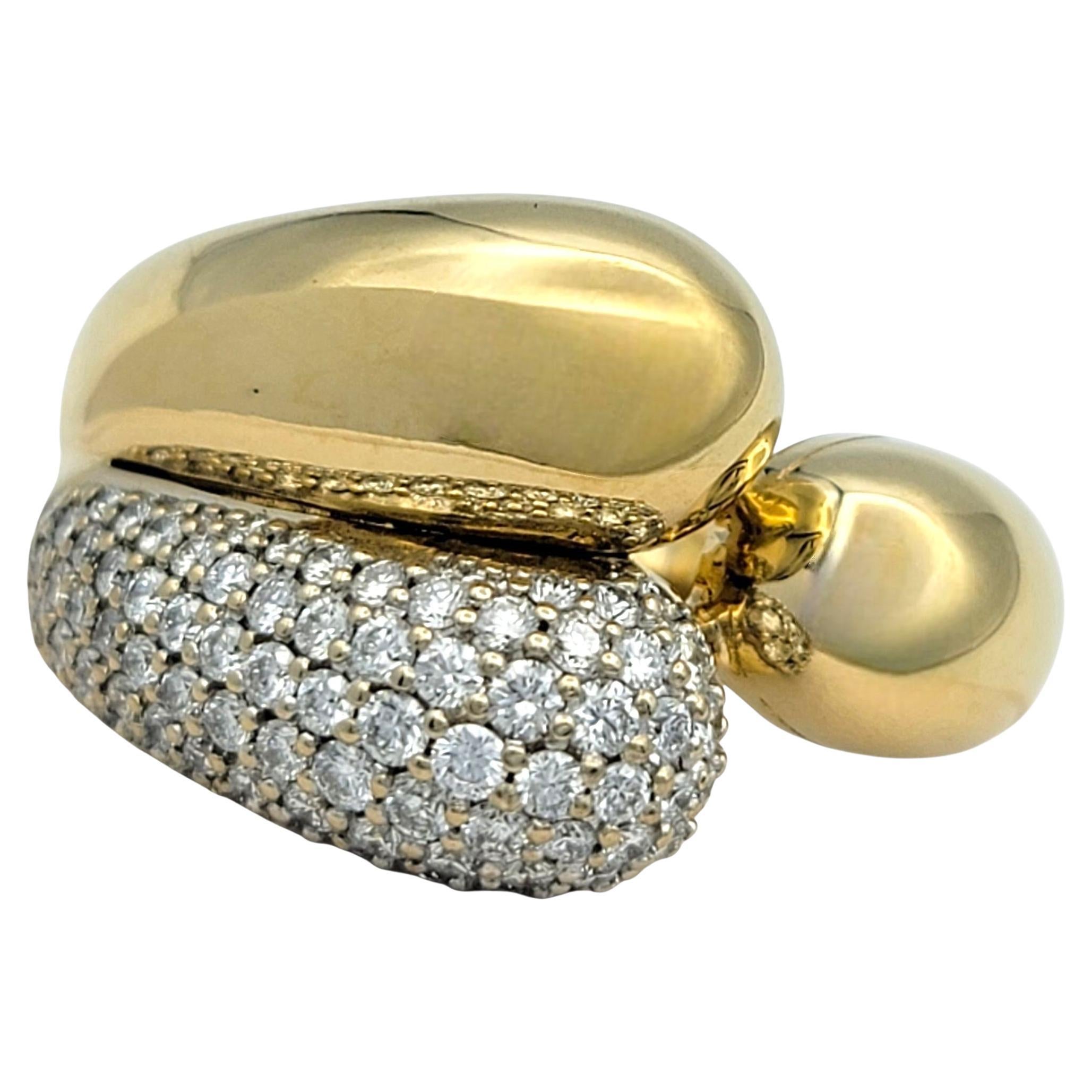 Di Modolo "Triadra" Pavé-Diamant-Bypass-Ring aus 18 Karat Gelb- und Weißgold im Angebot