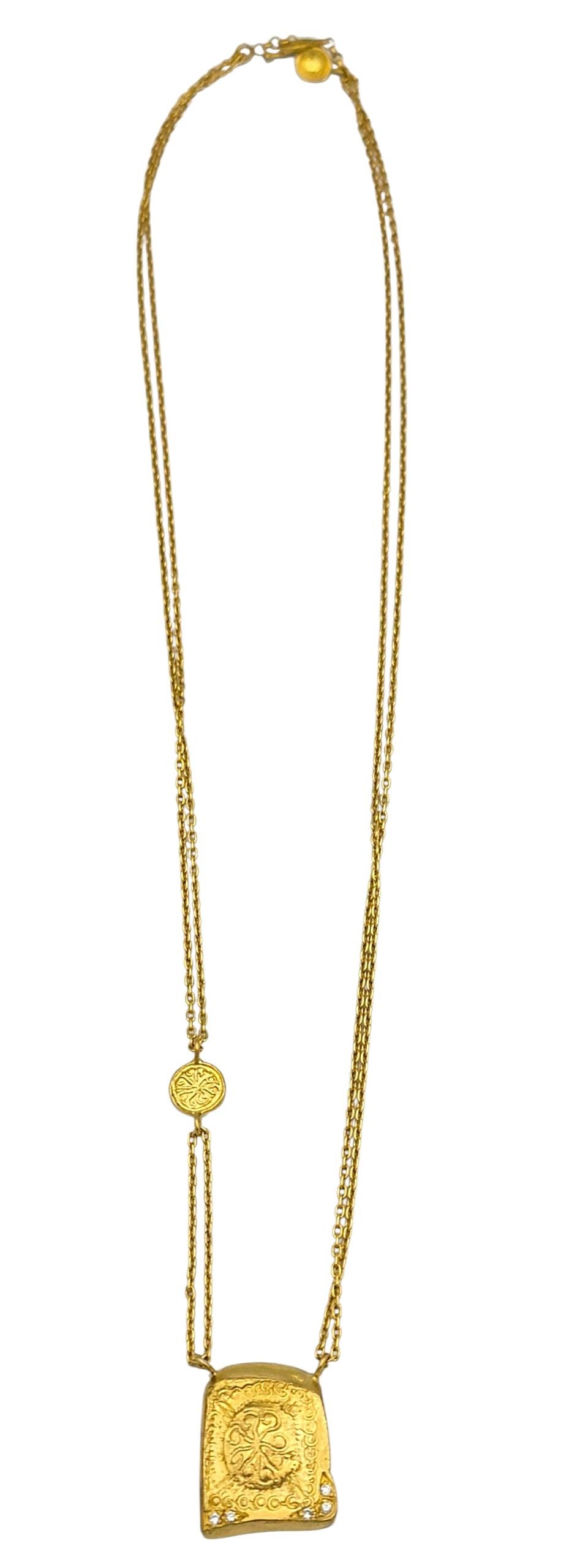 Contemporain Collier double pendentif tablette avec diamants en or jaune 24 carats en vente
