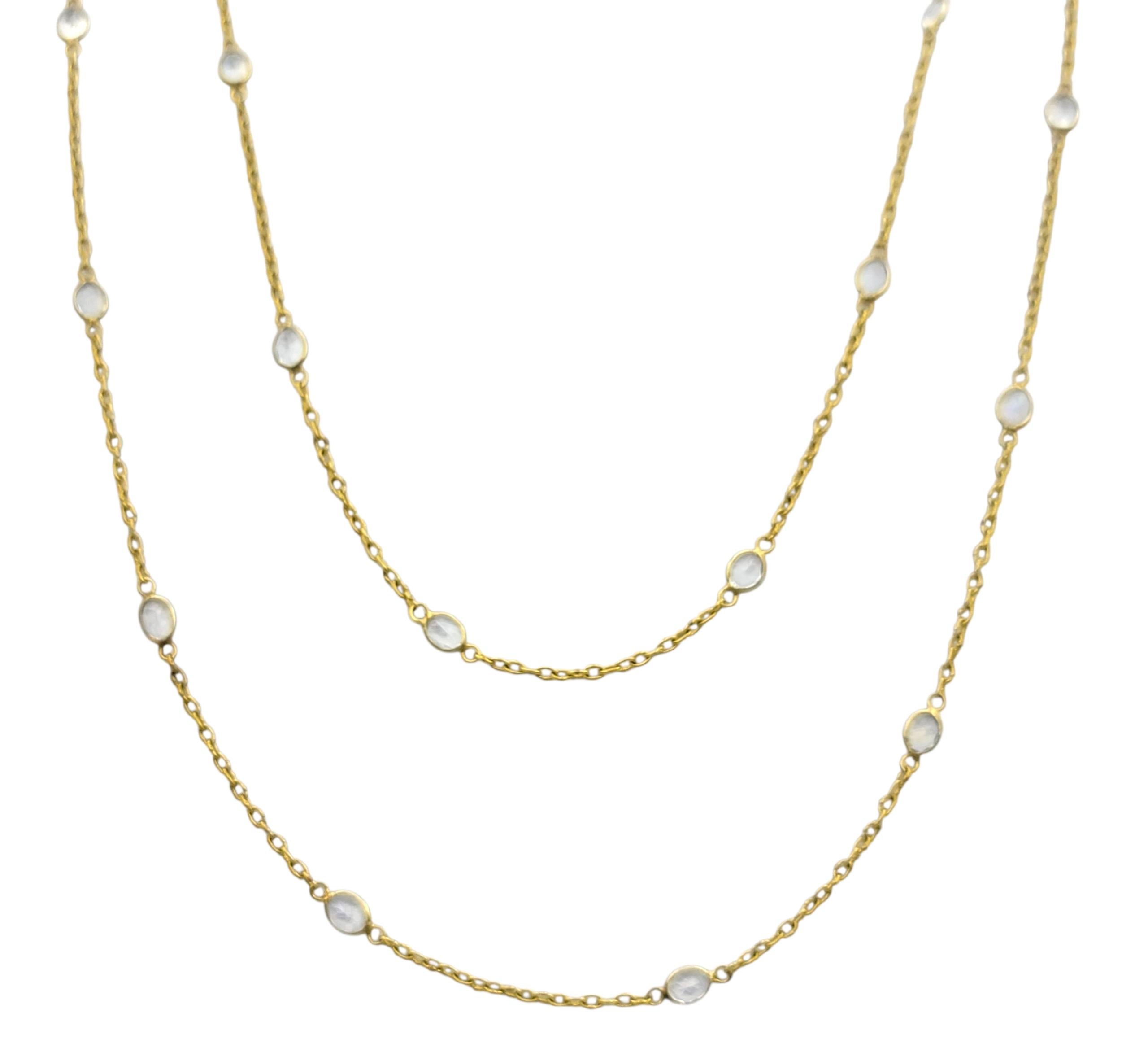 Collana con pietra lunare ovale incastonata lunga 42,5
