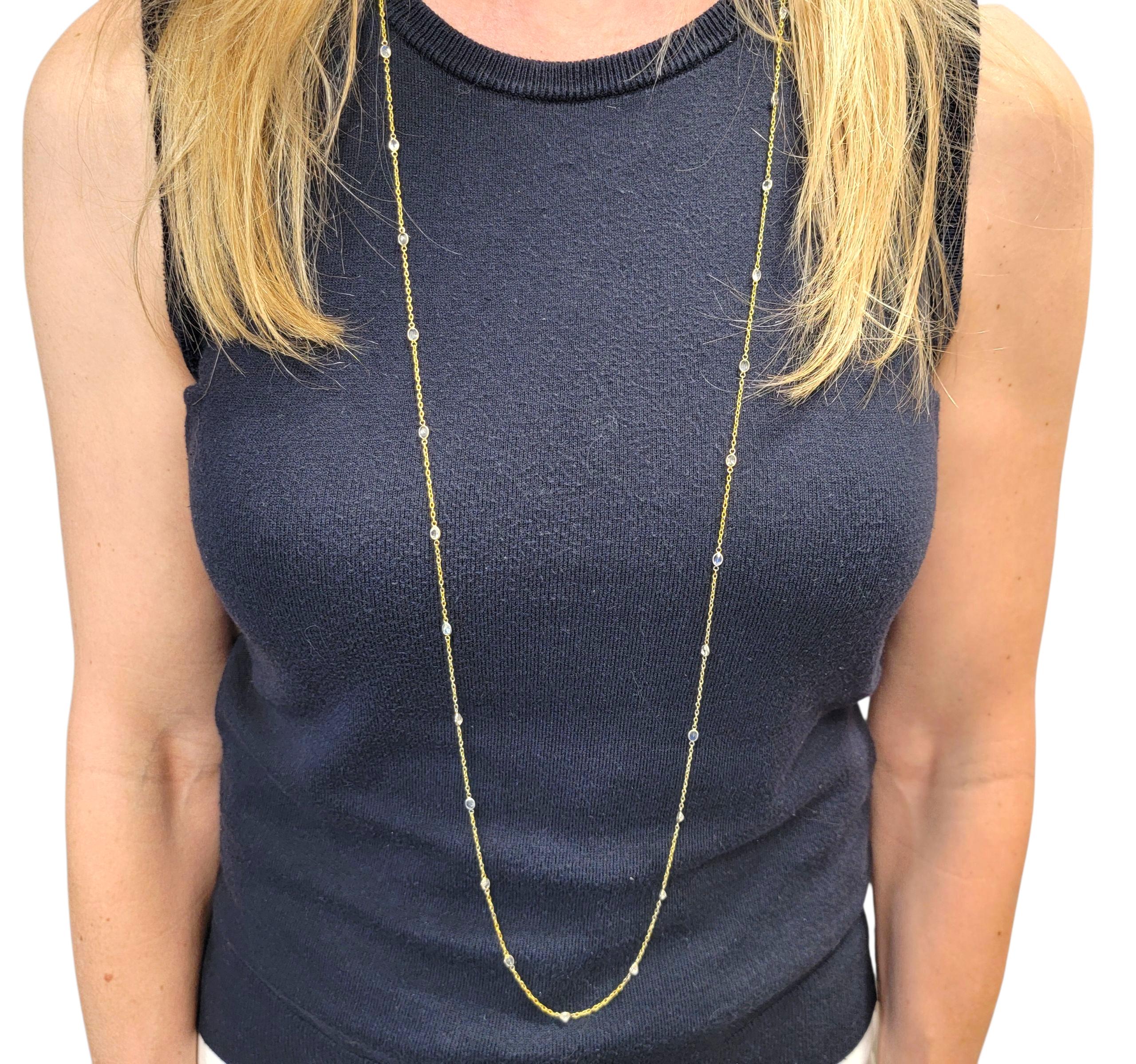 Collana con pietra lunare ovale incastonata lunga 42,5