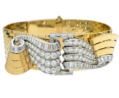 Vintage Woven Link Bracelet with Diamond Scroll Motif in 18 Karat Yellow Gold
