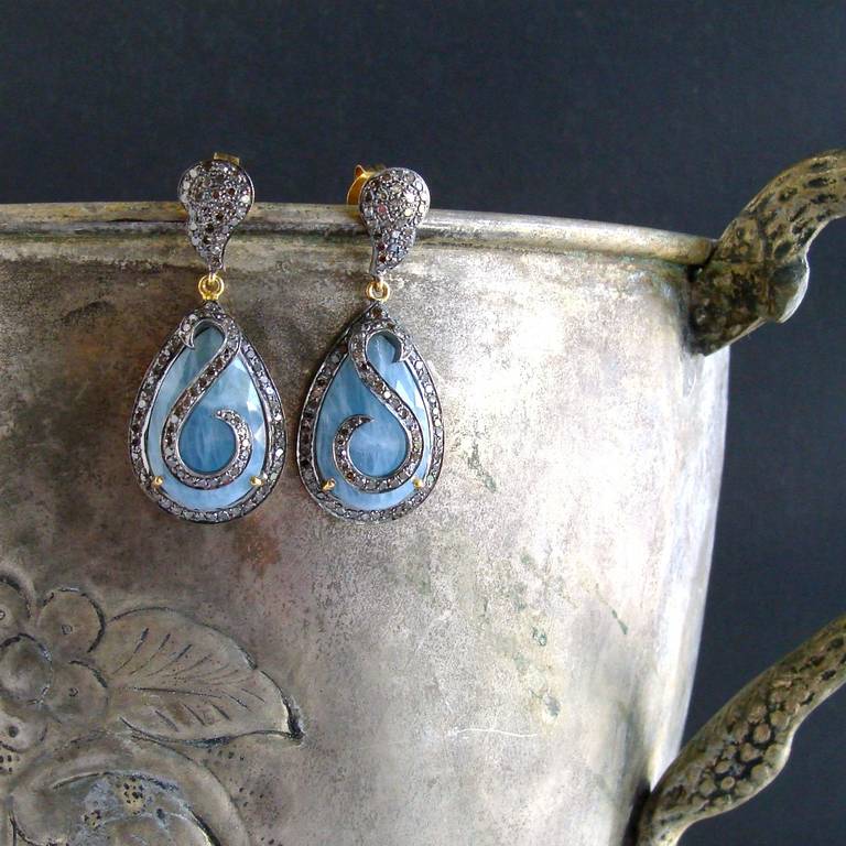 Aquamarine Pave Diamonds Mixed Metals Post Style Dangle Earrings In New Condition In Colleyville, TX