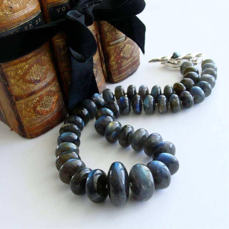 Huge Labradorite Smooth Blue Flash Graduated Rondelles Statement Necklace In New Condition In Colleyville, TX