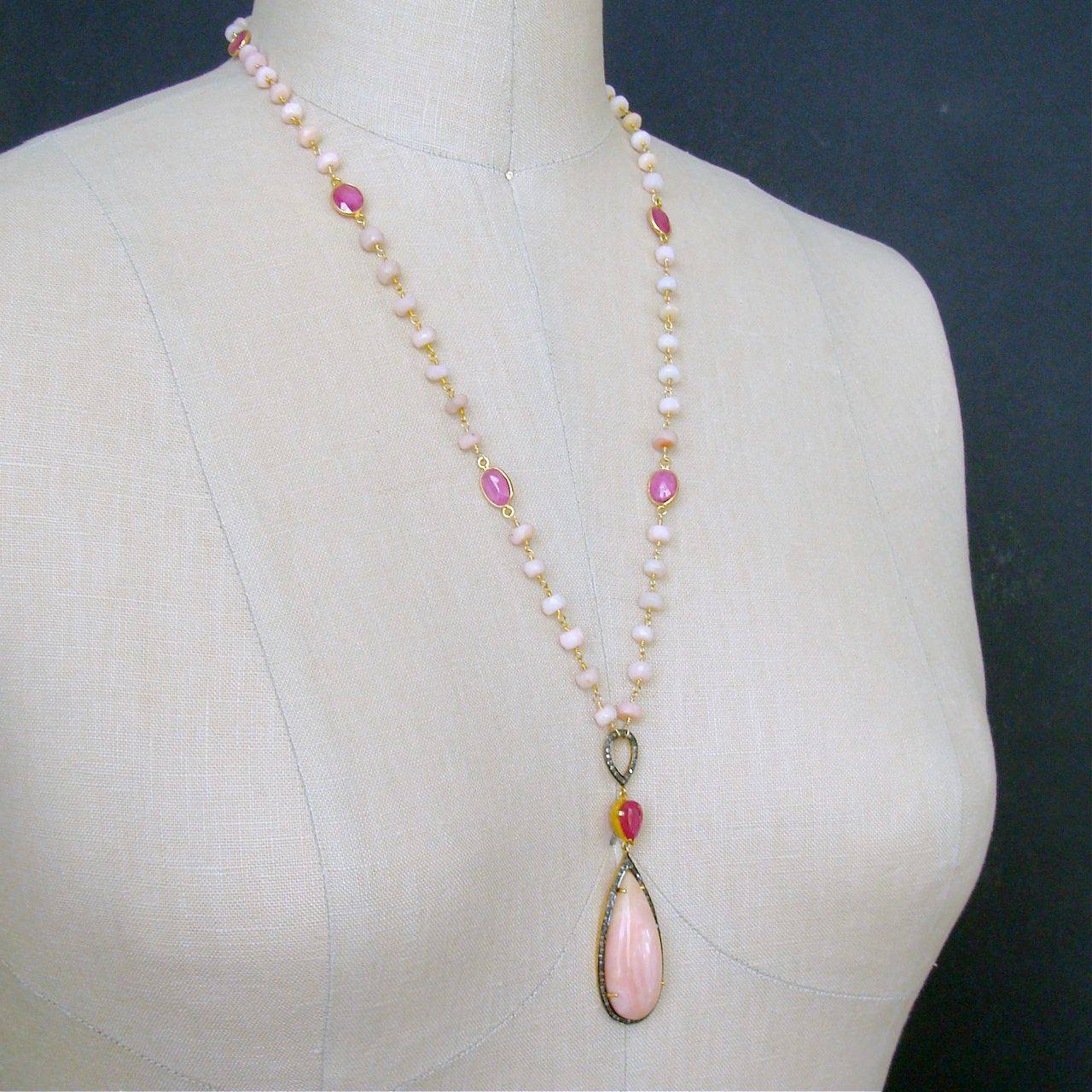 Peruvian Pink Opal Pink Sapphire Diamond Necklace In New Condition In Colleyville, TX