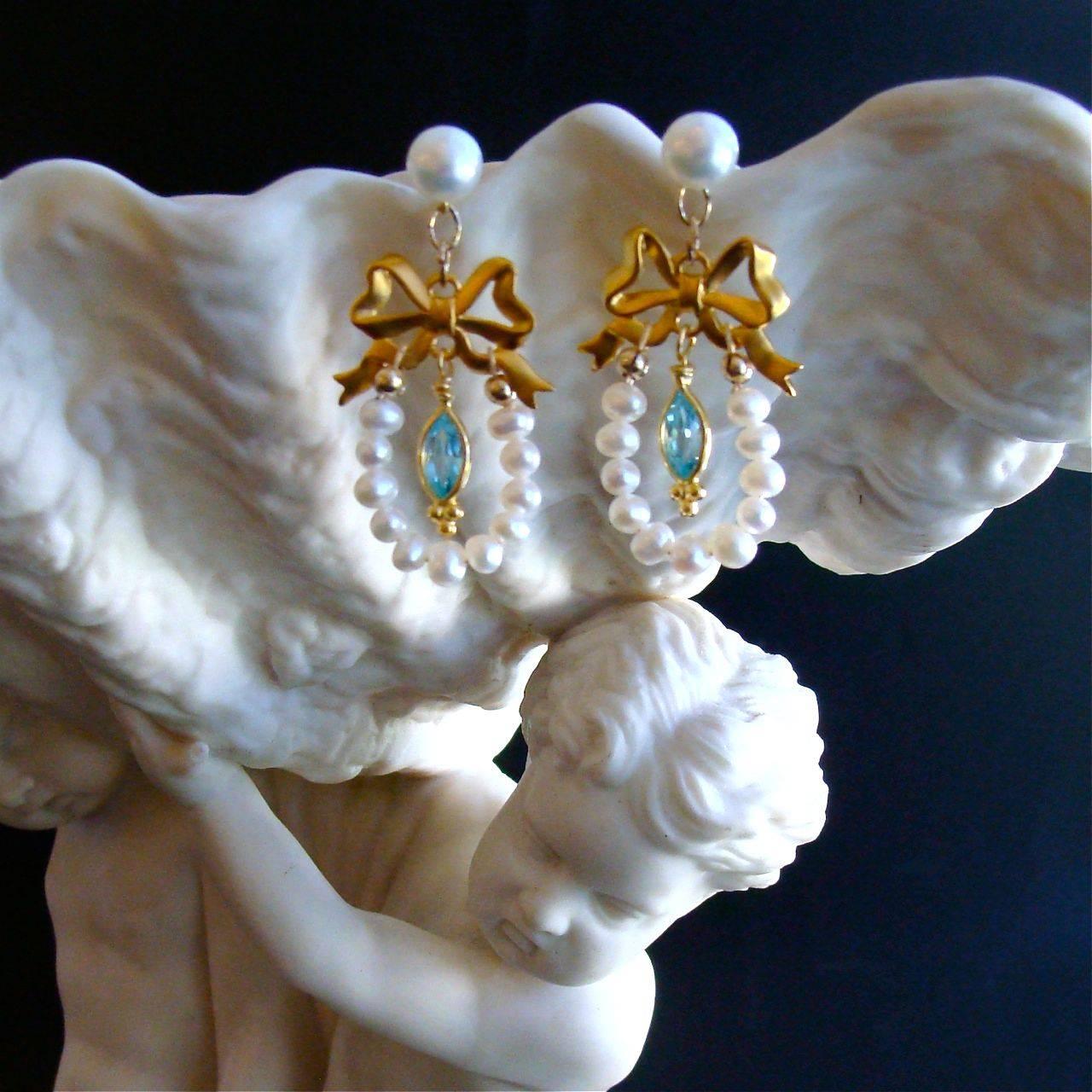 Regency Style Pearl Bow Earrings In New Condition In Colleyville, TX