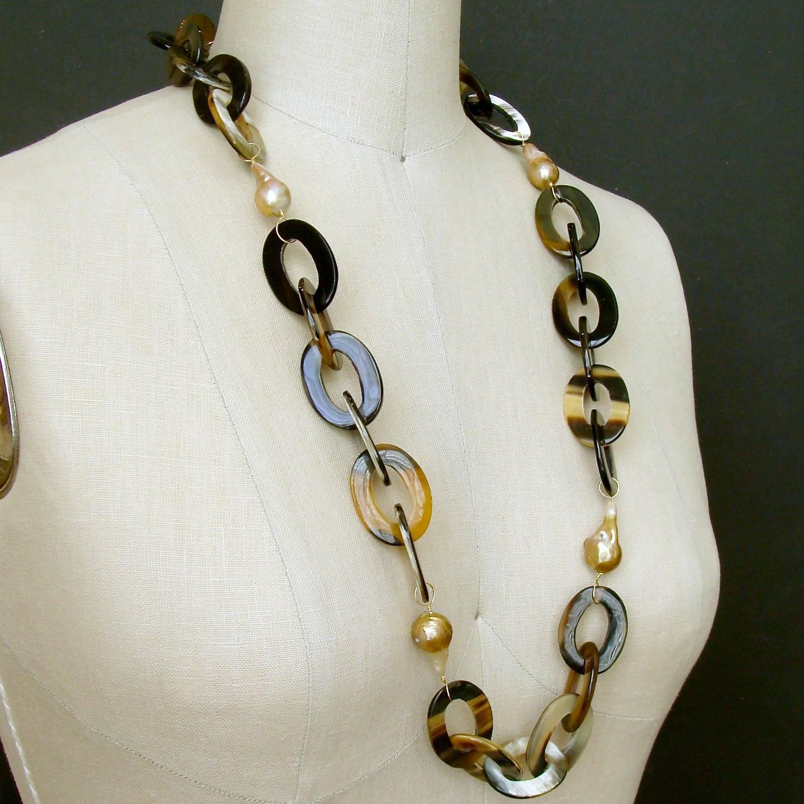 Buffalo Horn Flameball Pearls Link Chain Necklace In New Condition In Colleyville, TX