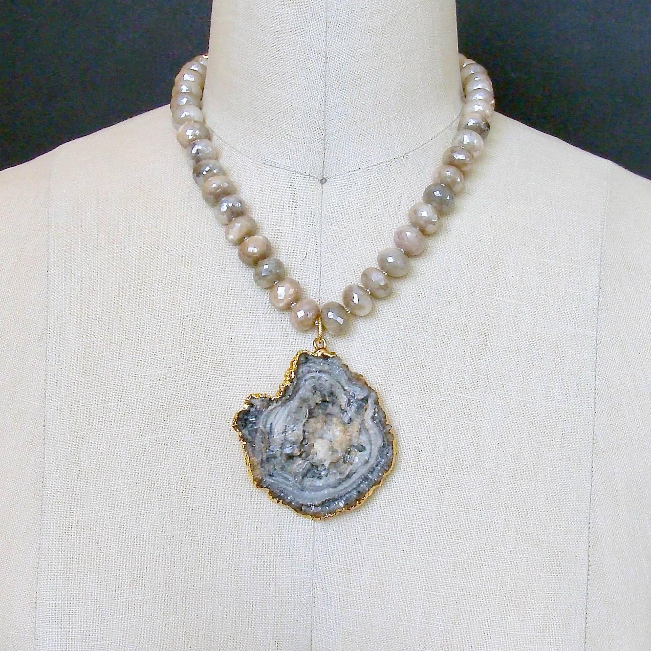 Champagne Mystic Moonstone Necklace Conchina Druzy Pendant In New Condition For Sale In Colleyville, TX