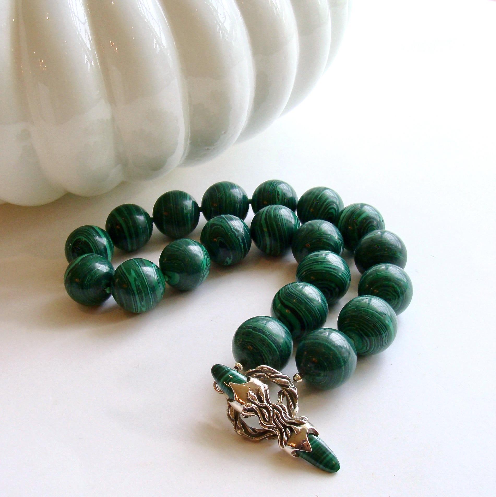 Malachite Choker Necklace with Sterling Malachite Toggle, Monique Necklace (Rundschliff)