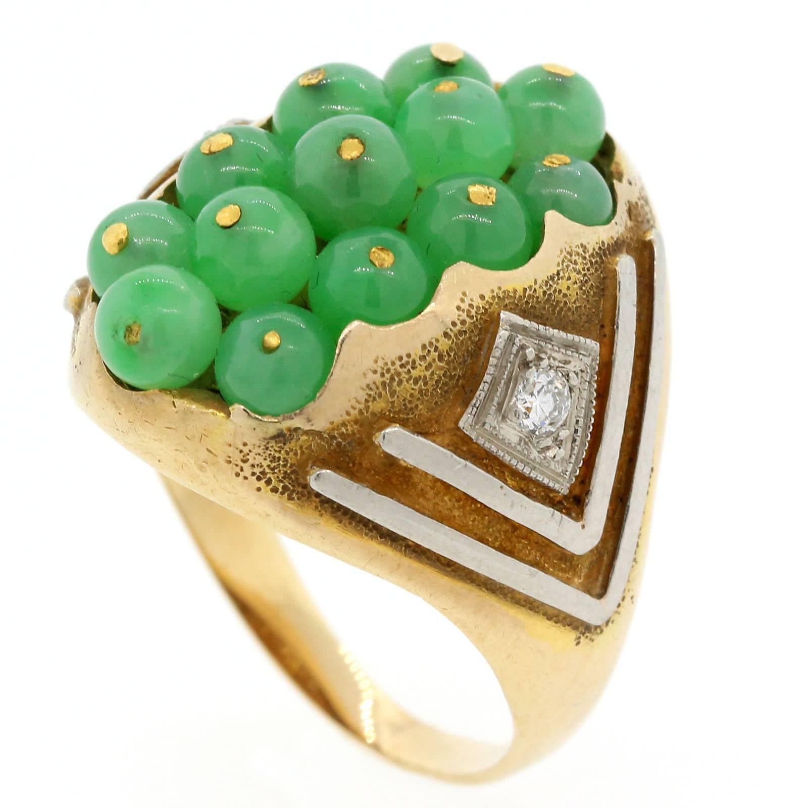 1960s  Jade Diamond Gold Platinum Ring In Good Condition For Sale In Beverly Hills, CA