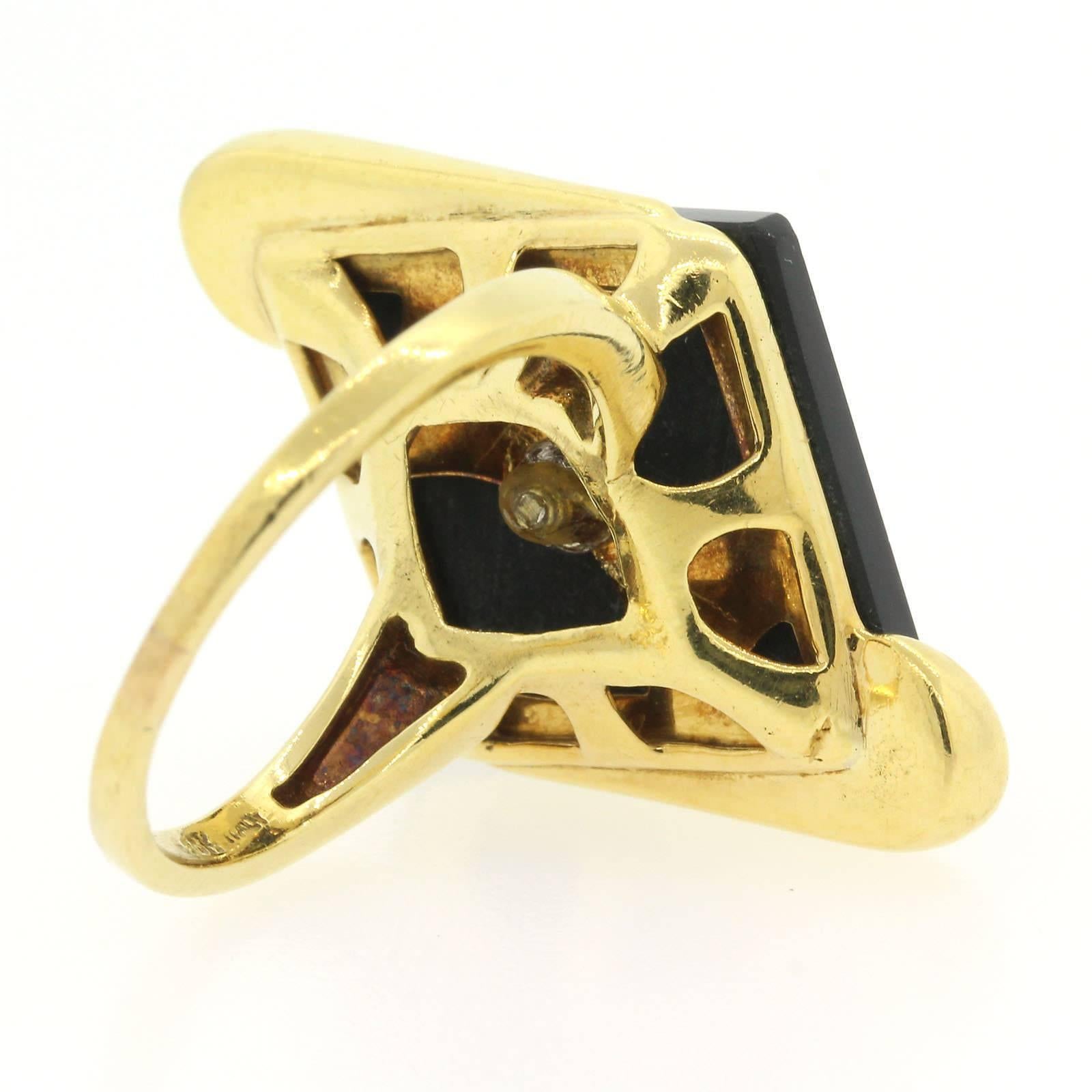 Modern Onyx Diamond Gold Lozenge Ring In Excellent Condition In Beverly Hills, CA
