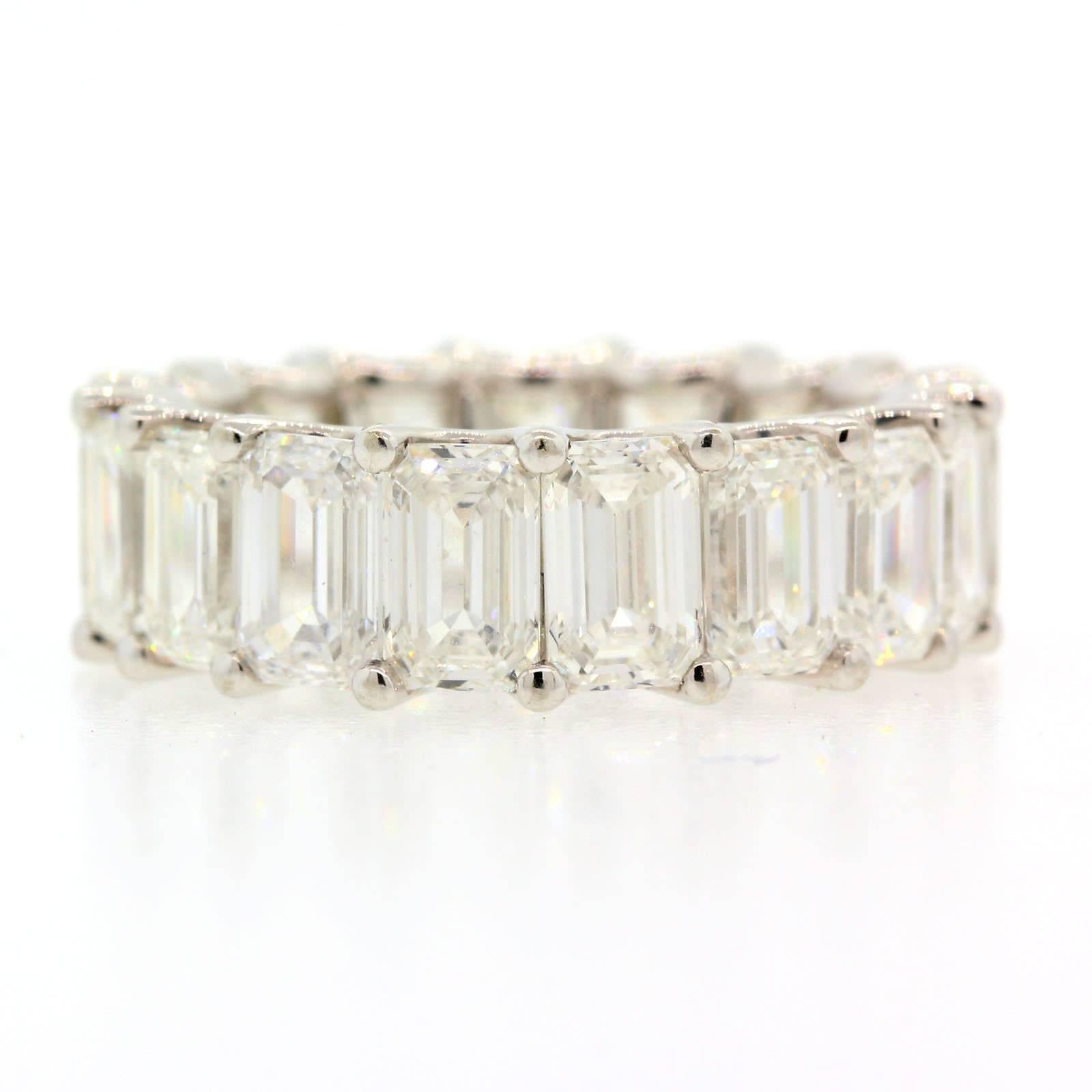 Emerald Cut Diamond and Gold Eternity Band  In New Condition In Beverly Hills, CA