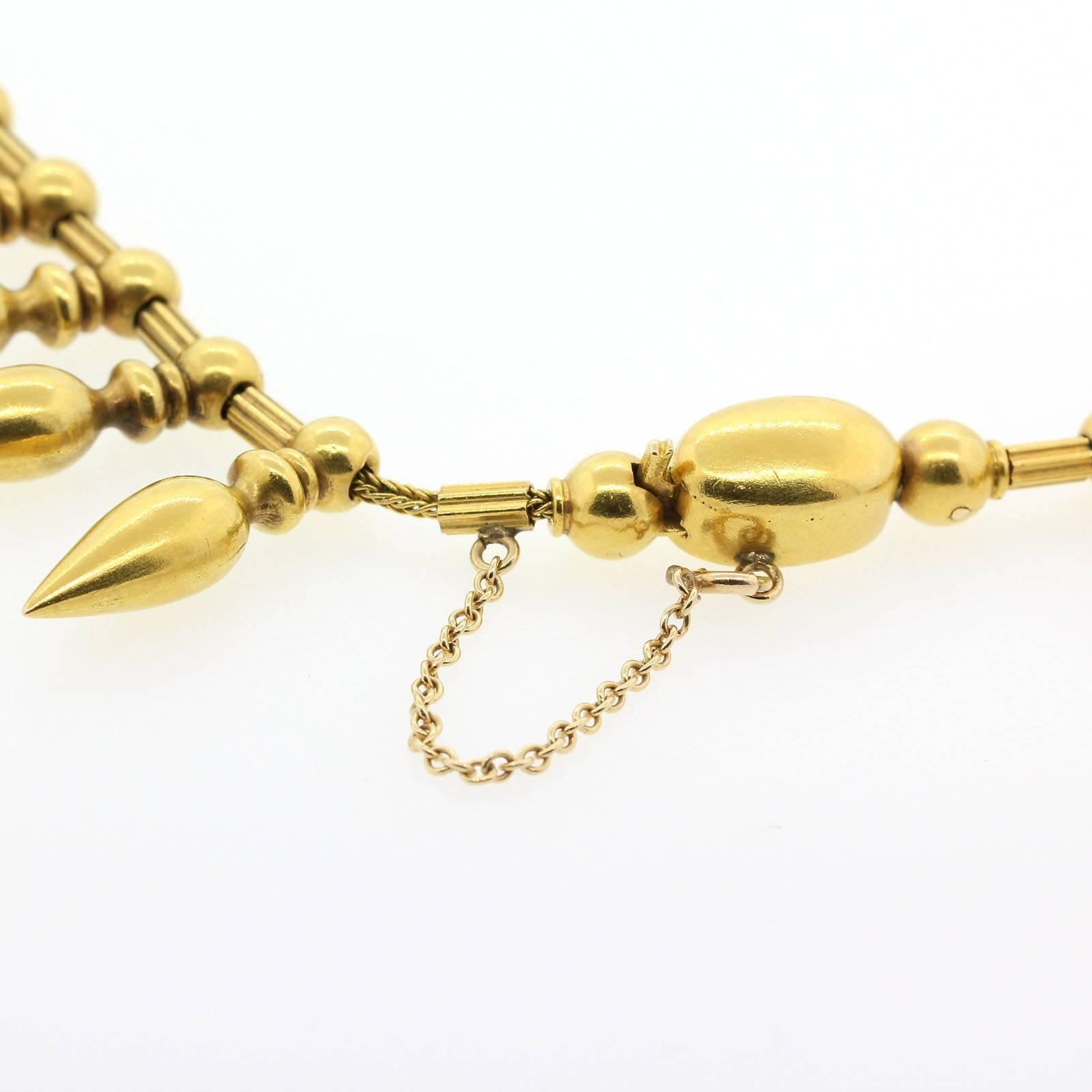 Impressive Gold Necklace 2