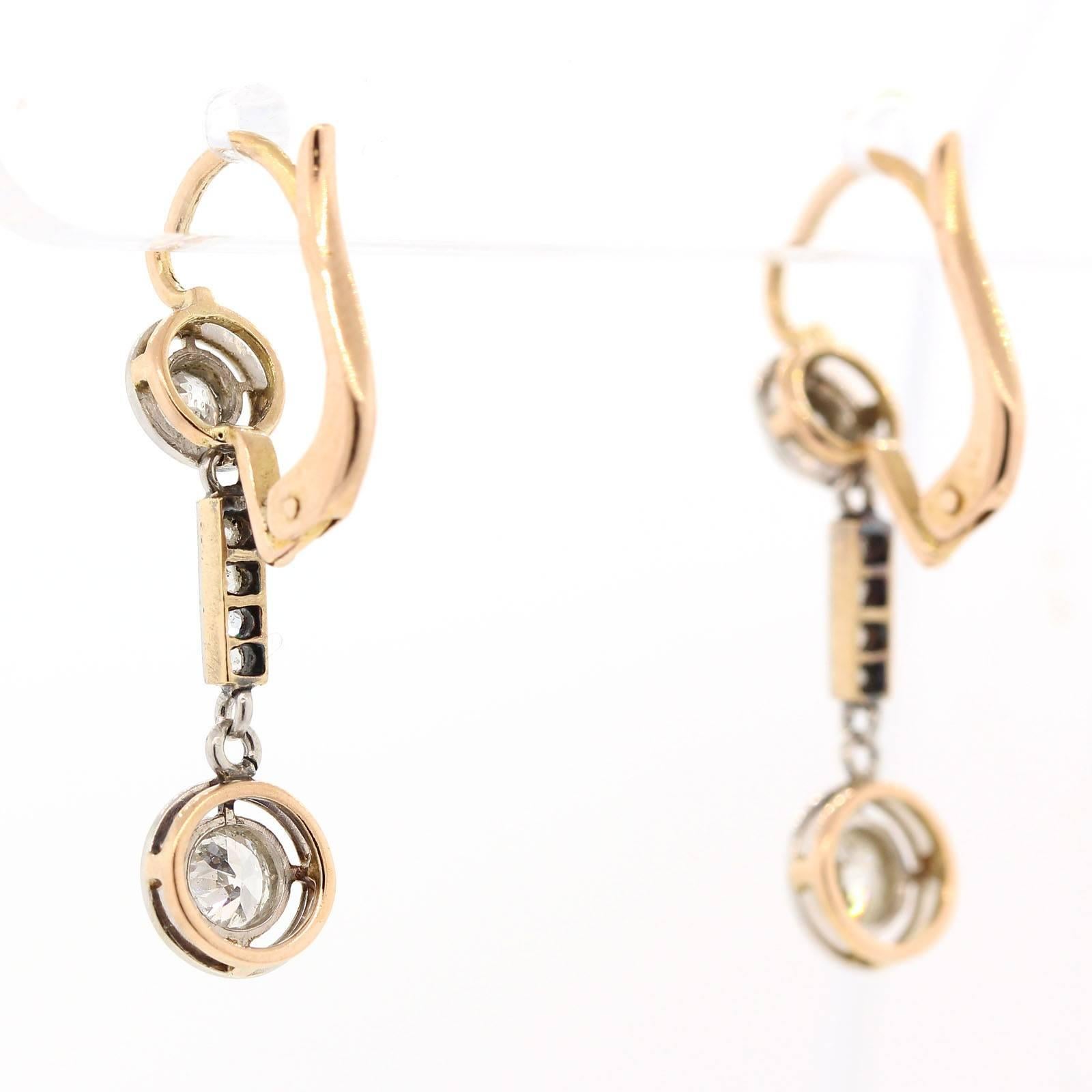 1930s Old Cut Diamonds Gold Platinum Dangle Earrings In Excellent Condition In Beverly Hills, CA