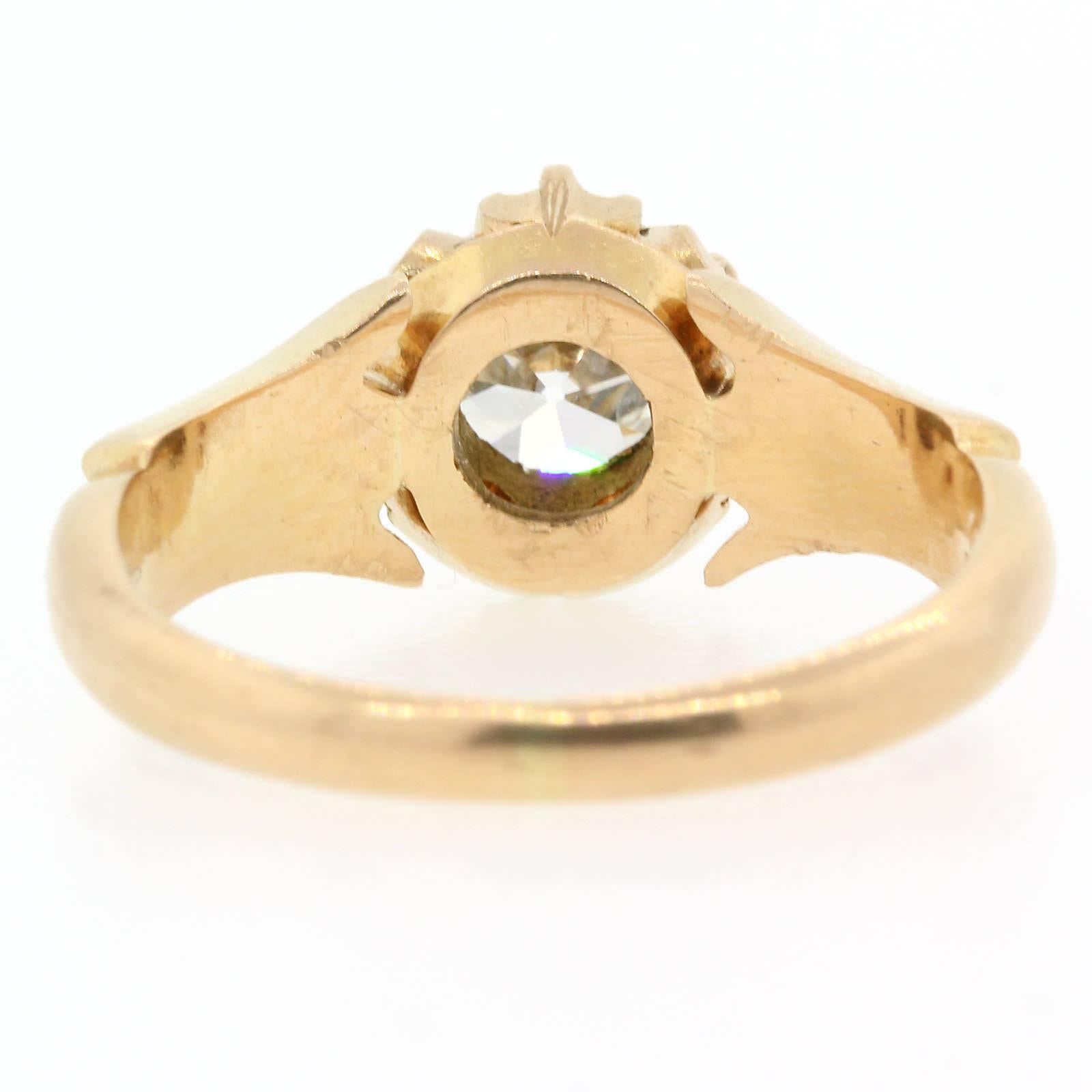 0.94 Carat Old Cut Diamond Victorian Gold Ring In Excellent Condition For Sale In Beverly Hills, CA