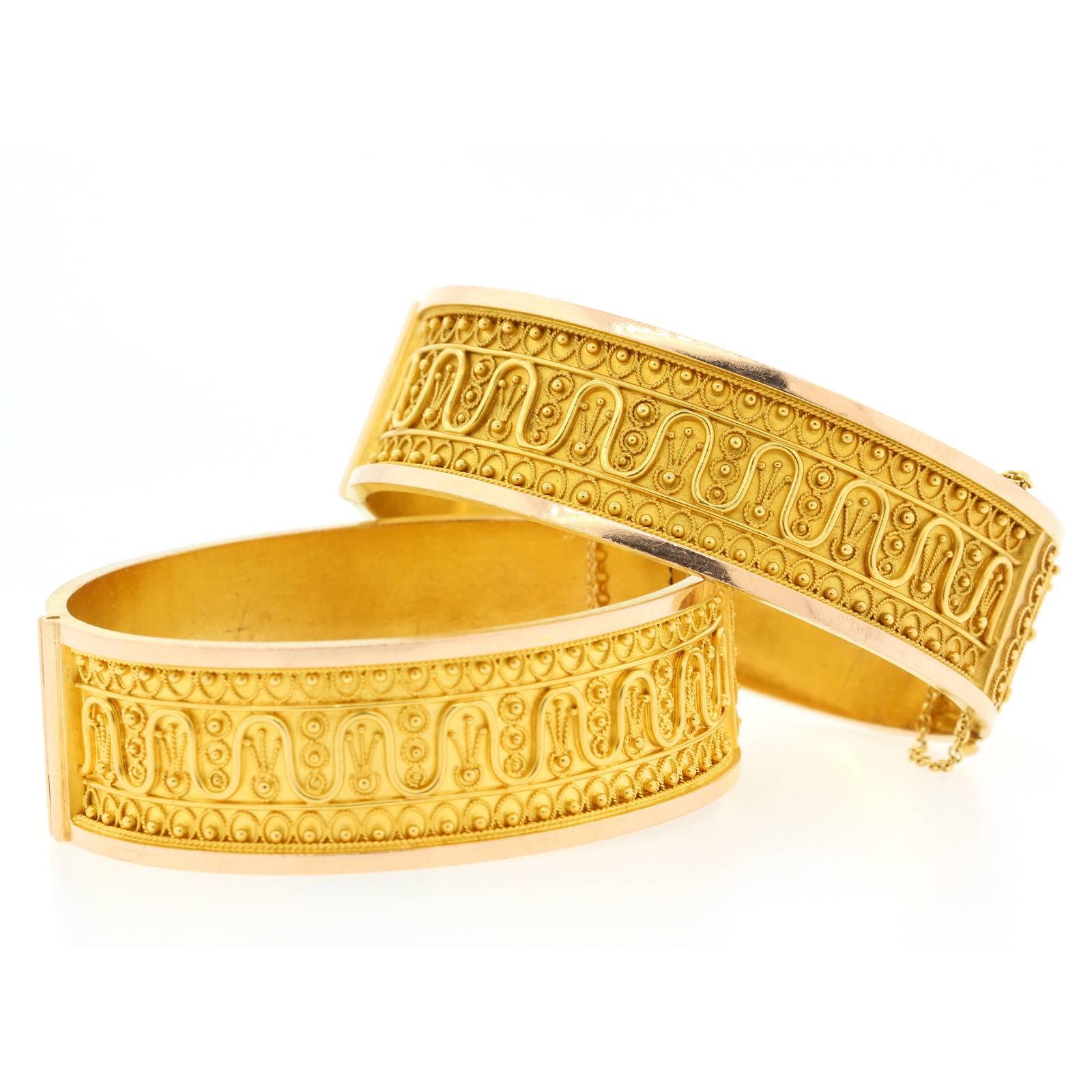 Women's Antique English Victorian Pair Of Gold Bangle Bracelets