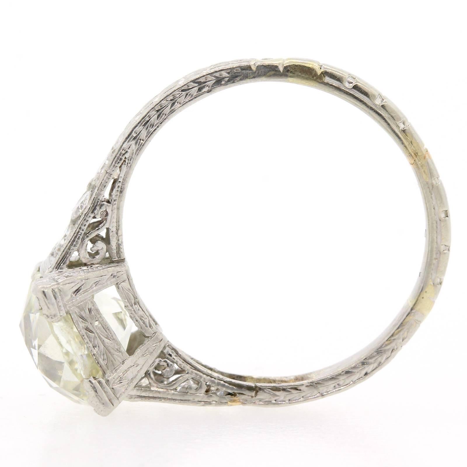 Art Deco Certified 2.67 carat Old European Cut Diamond Platinum Ring