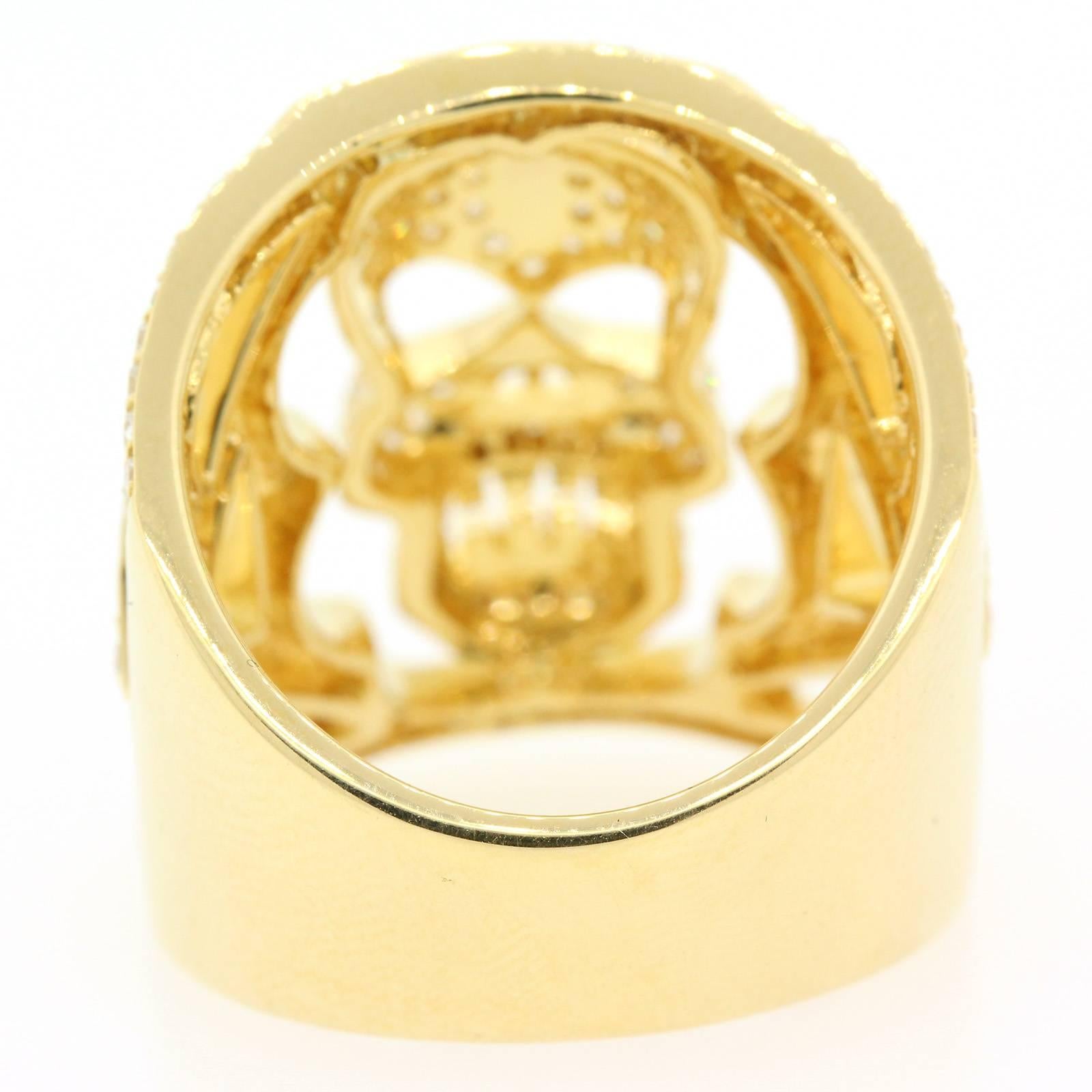 Diamond Gold Skull Ring In New Condition In Beverly Hills, CA