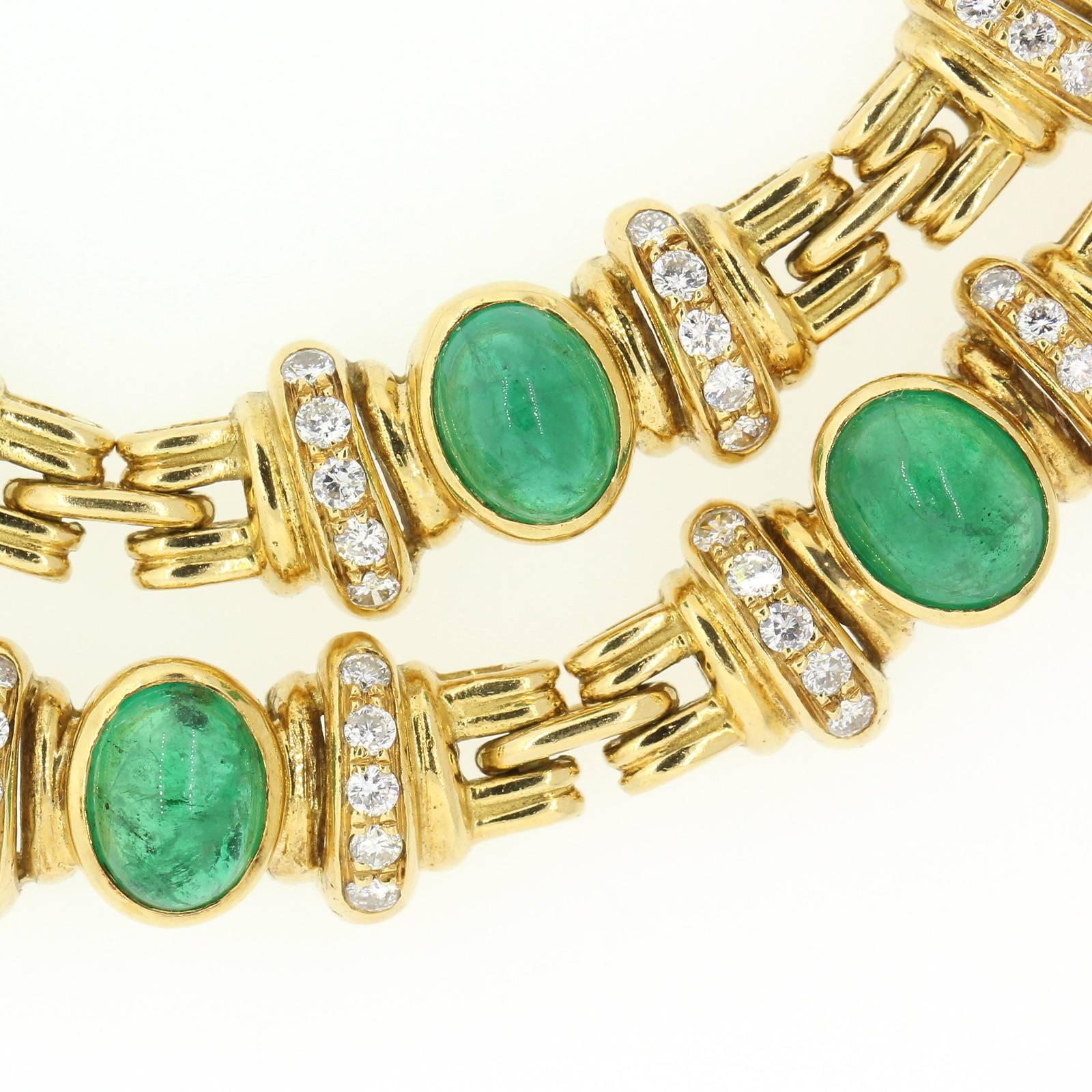 Cabochon Emeralds and Diamond Gold Necklace In Excellent Condition In Beverly Hills, CA