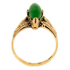 1920s Retro Antique Jadeite & Engraved Gold Ring