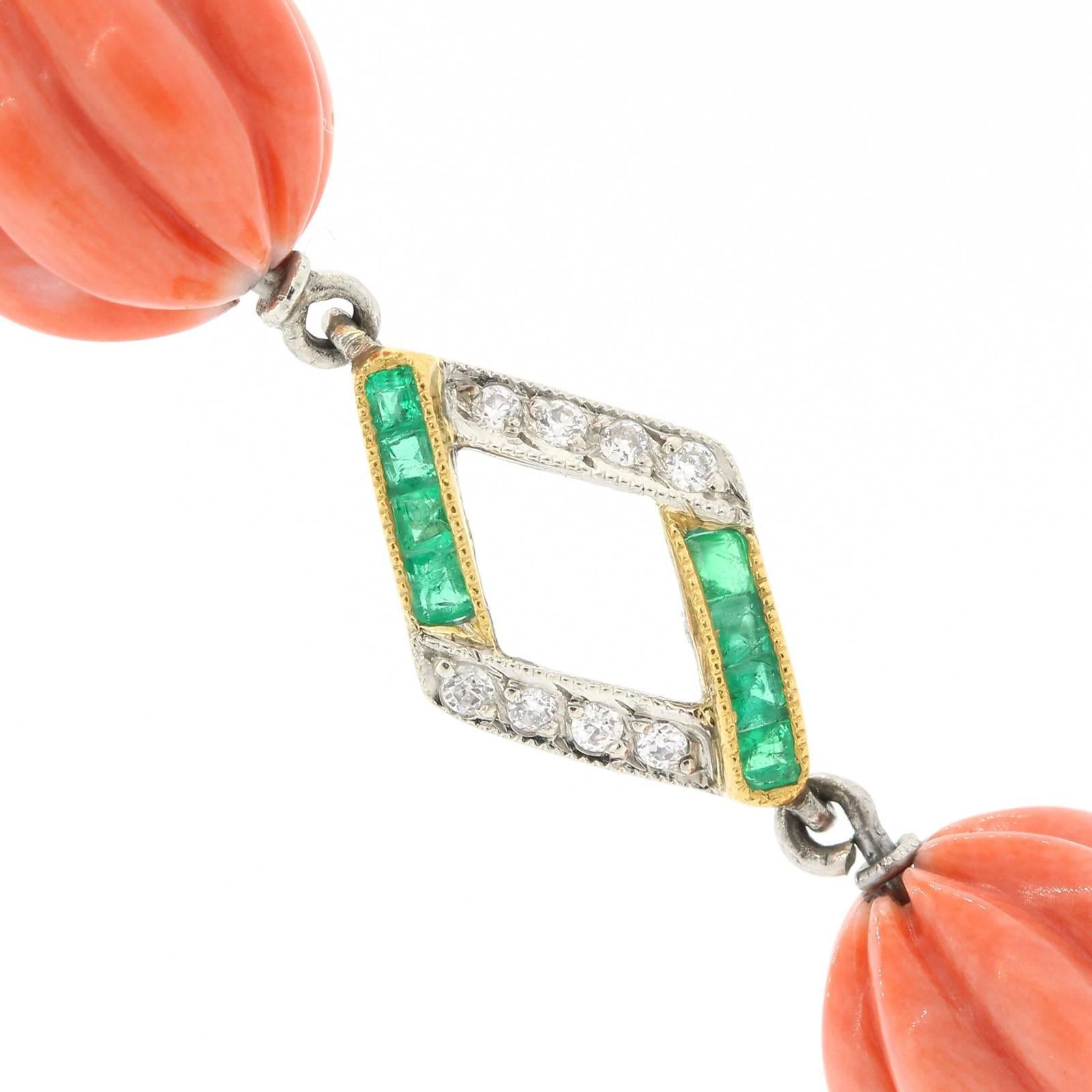 Art Deco Coral Emerald Diamond Platinum Bracelet In Excellent Condition In Beverly Hills, CA