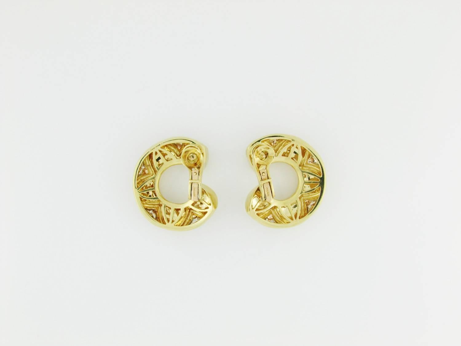 Bulgari Two-Tone Earclips In New Condition For Sale In San Francisco, CA