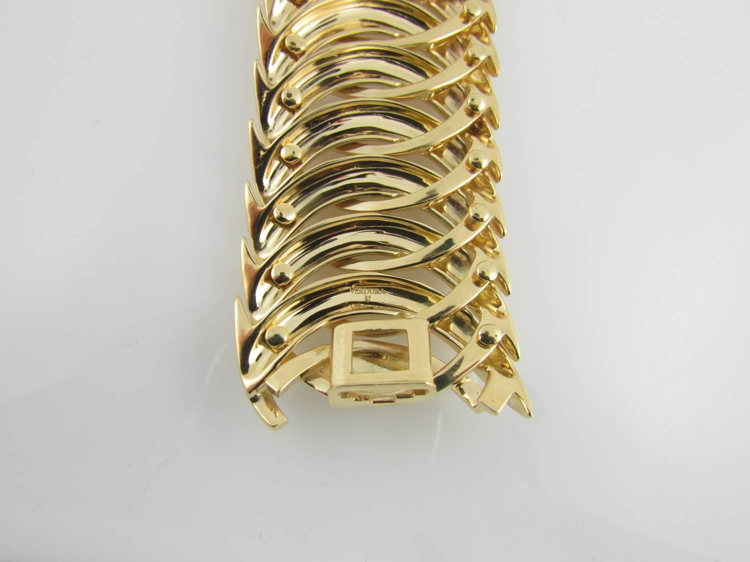Verdura Double Crescent Gold and Diamond Bracelet 3