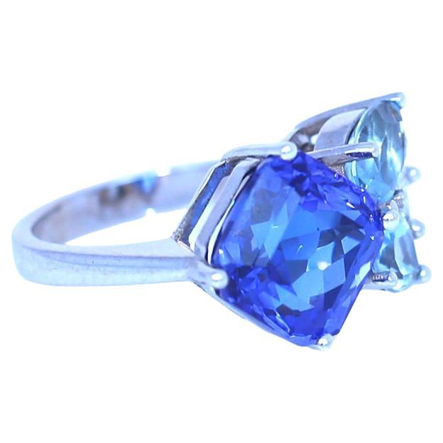 Round Cut 6.8 Ct Tanzanite Diamond Ring 14K White Gold, 2023 For Sale