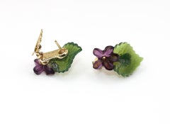 Vintage 1950s Carved Hardstone Floral Earrings in 18K Gold, Austria