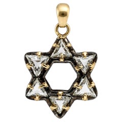 Pendentif unisexe en or jaune avec symbole juif : diamant taillé en forme de portrait de l'étoile de David, 1950